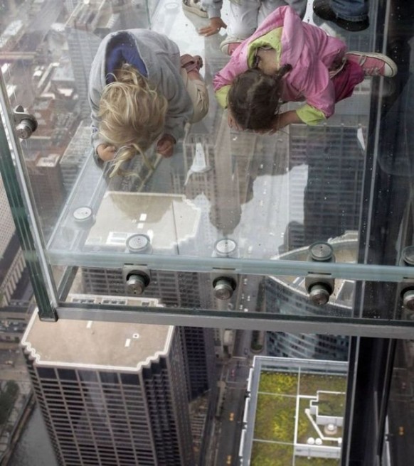 amazing sears tower balcony