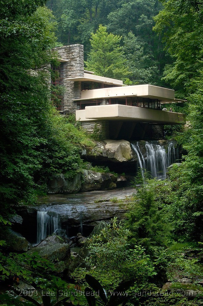 Donna's Decembers: Frank Lloyd Wright's Fallingwater Tour!