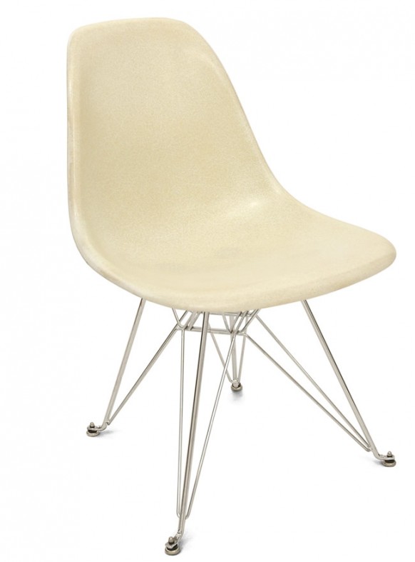 Eiffel Shell Chair2 582x787 Modern Classic Chairs