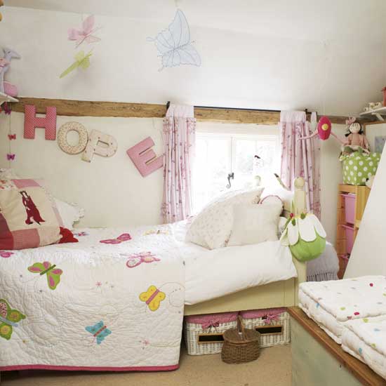 http://www.home-designing.com/wp-content/uploads/2010/07/childrens-Butterfly-room.jpg