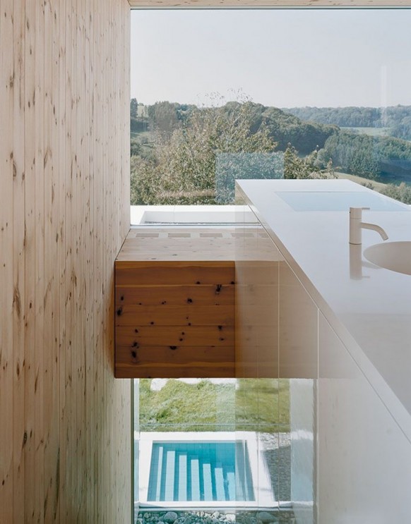 German modern home glass bath walls 582x743 Paradise in Germany: A Modern Minimalist Dream House
