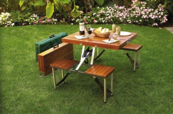 picnic table 582x385 10 Strange Table Designs