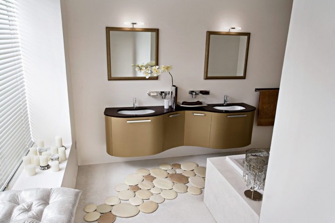 fancy bathroom rugs 665x444 50 Modern Bathrooms