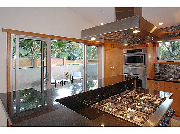 modular kitchen chimney