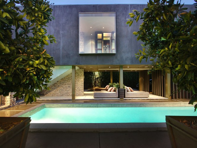 pool luxury house
