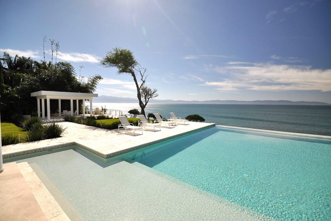 casachina blanca white villa-with-sea-view and pool