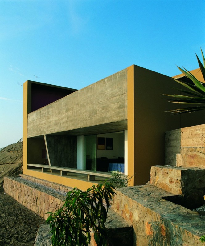 Casa Equis Peru