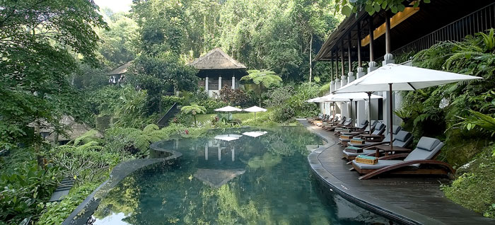 maya ubud lagoon pool 2