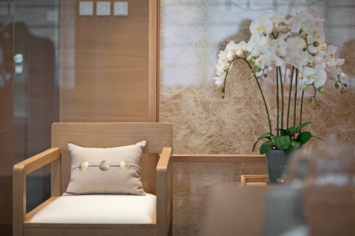 blonde wood coastal soft furnishings floral ricepaper steve leung