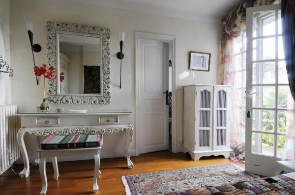 Bedroom single french country interiors accessorizing
