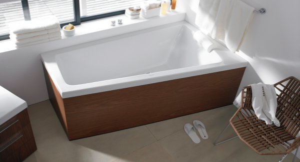 Duravit- natural wood and white bathroom with tub
