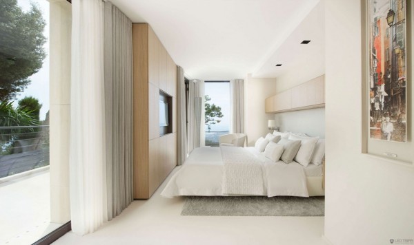 french villa master bedroom 2