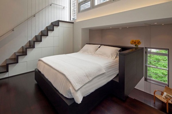 Manhattan-Micro-Loft- cantilevered bedroom