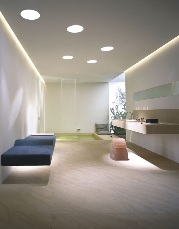 Small Bathroom Interior Design Ideas