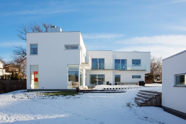 Modern Swedish Villa z Exterior 1