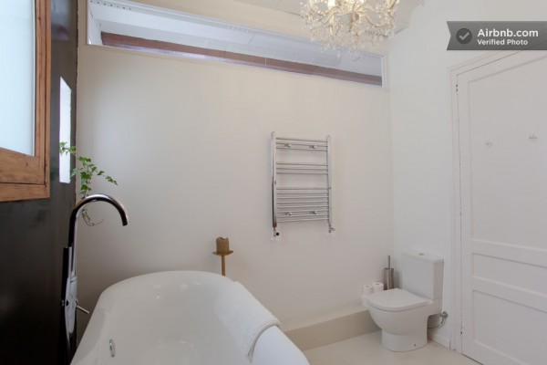 Spain Modern Master Bathroom 3