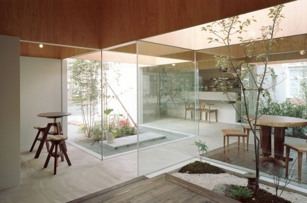 Sliding glass doors don't give a lot of privacy, but they do give a lot of contemporary elegance.