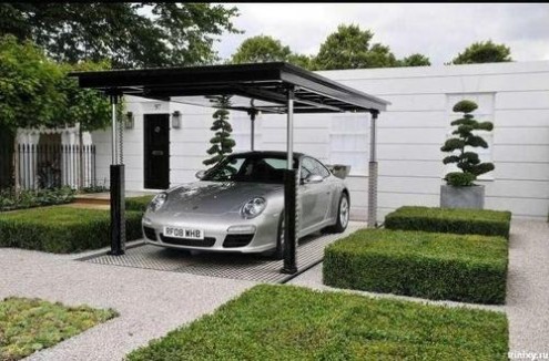 Porsche in Porch