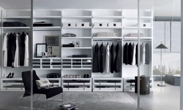 walk-in closet wardrobe