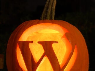 30 Crazy Cool Halloween Pumpkins