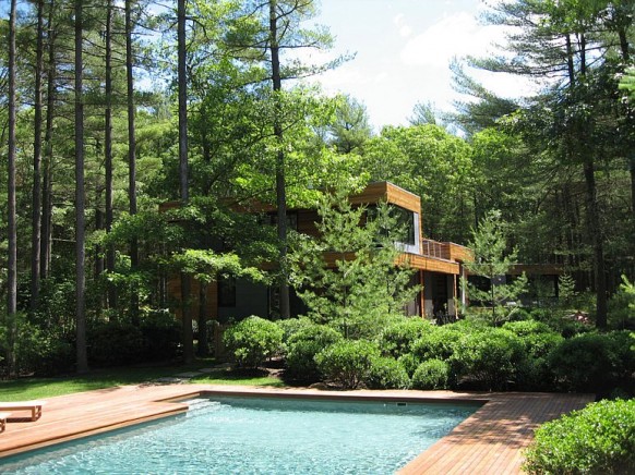 home in new york - with the pool