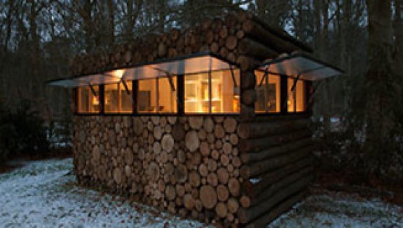 A Fancy Log House From Netherlands