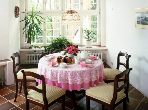 cottage dining table