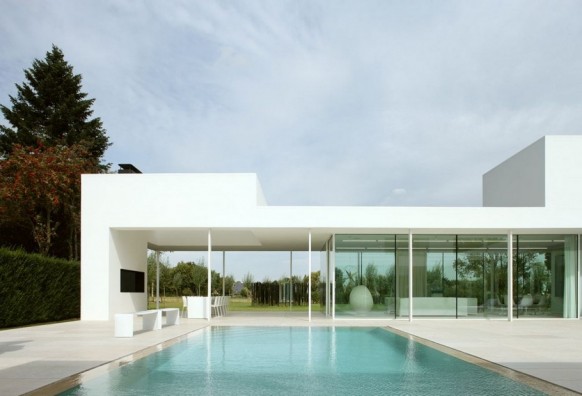 Contemporary Villa VH by Beel Achtergael Architecten contemporary pool