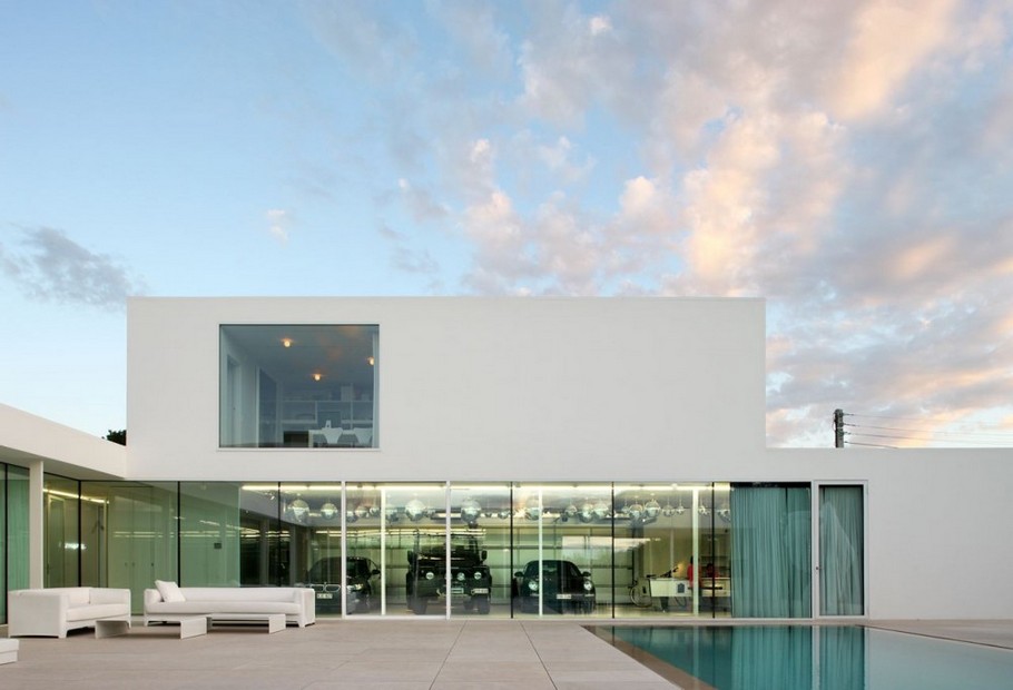 Contemporary Villa VH by Beel Achtergael Architecten luxury garage