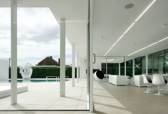 Contemporary Villa VH by Beel Achtergael Architecten open plan living