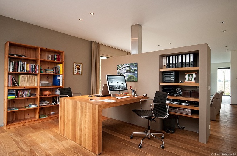 smart and spacious workspace