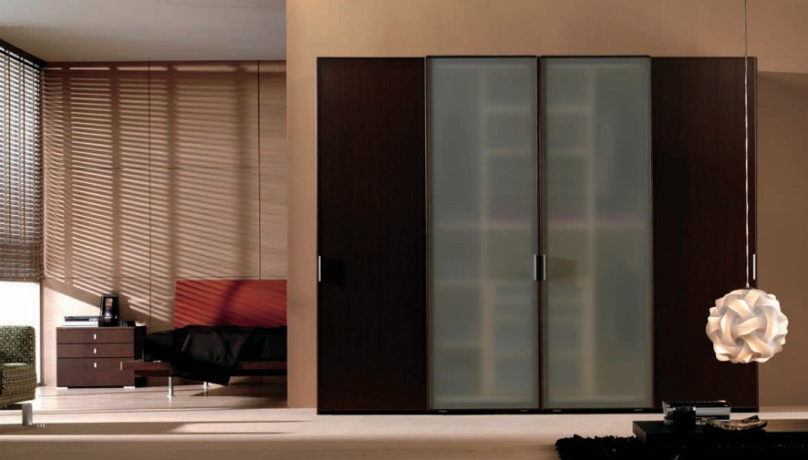 modern sliding door wardrobe