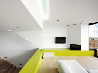 Step House: Fabulous Minimalism