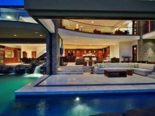 Jewel of Kahana House, Beachside in Maui, Hawaii
