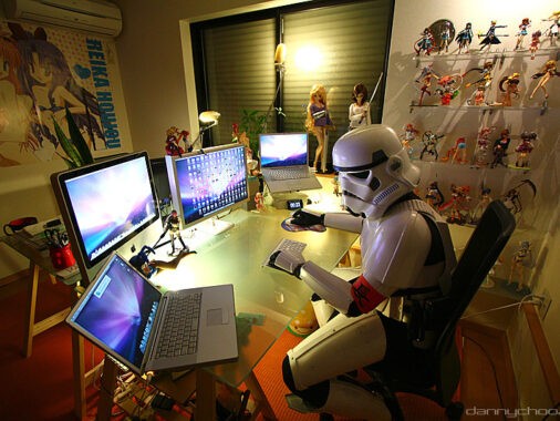 Workspaces of Figurine, Comic & Manga Enthusiasts