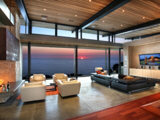 Living Rooms With Great Views