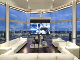 Spectacular Riverside Penthouse in London