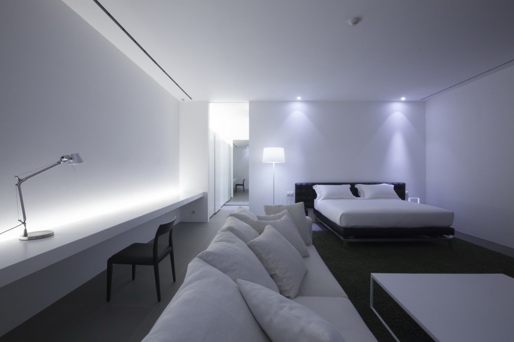 Bedroom office space | Interior Design Ideas