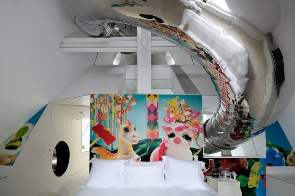 Skyhouse An New York Penthouse With Climbing Column Slide