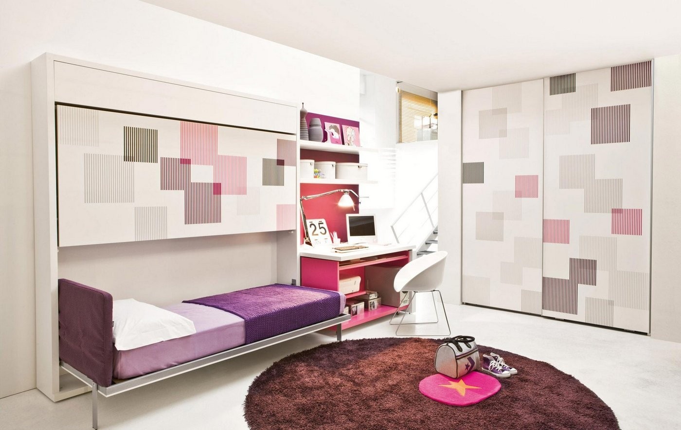 https://www.home-designing.com/wp-content/uploads/2013/10/organized-kids-room.jpeg