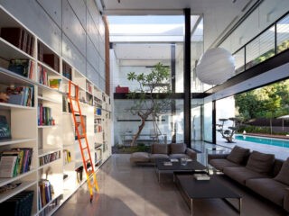 Contemporary Bauhaus Style Home in Haifa