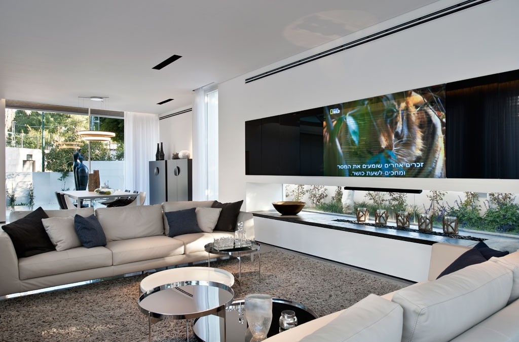 silver living room decor Interior Design Ideas