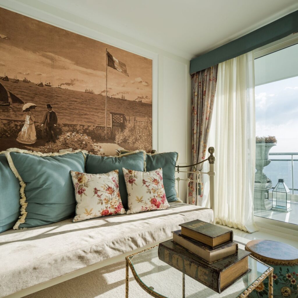 Visual Reference: Luxury Beachfront Condo Development In Pattaya