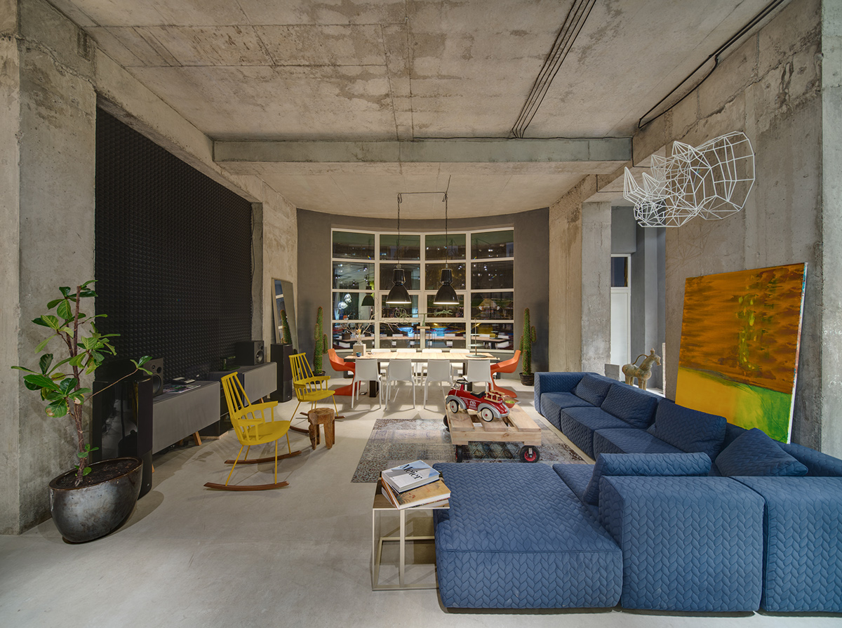 A Modern Office Space that Looks Like an Urban Loft