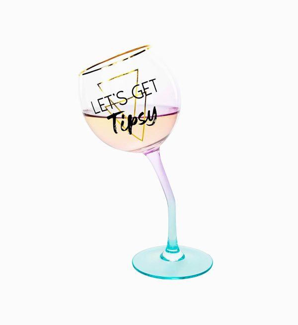 https://www.home-designing.com/wp-content/uploads/2016/01/Tipsy-Wine-Glasses-600x654.jpg