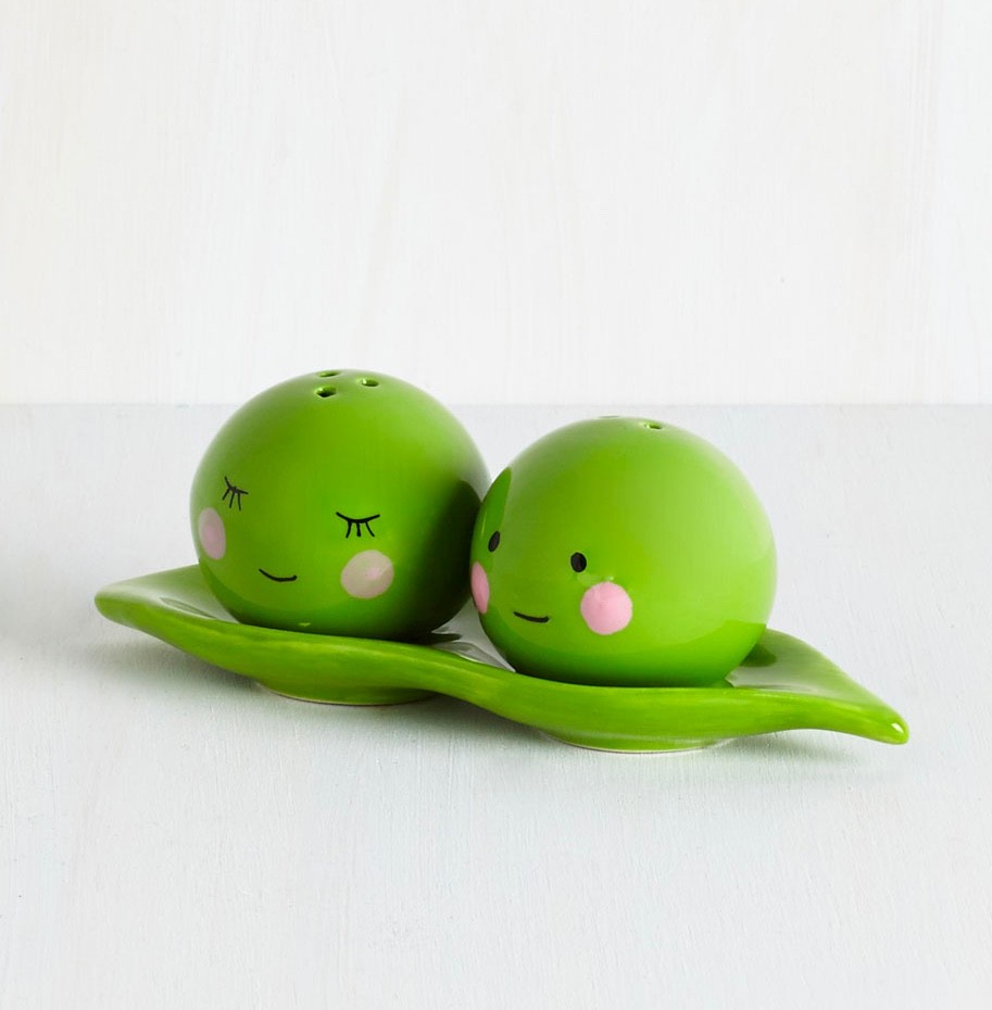 51 Unique Salt & Pepper Shakers To Spice Up Your Table