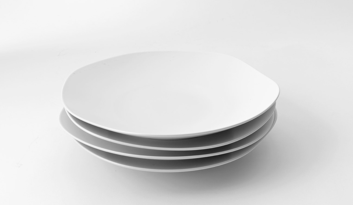 minimalist plates