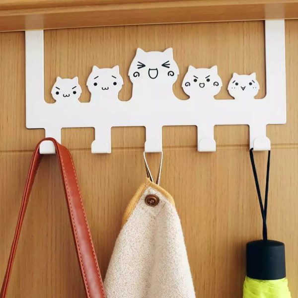 https://www.home-designing.com/wp-content/uploads/2017/01/white-cat-wall-hook-rack-600x600.jpg