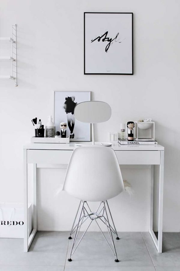 50 Beautiful Vanity Chairs & Stools To Add Elegance To Your Dressing