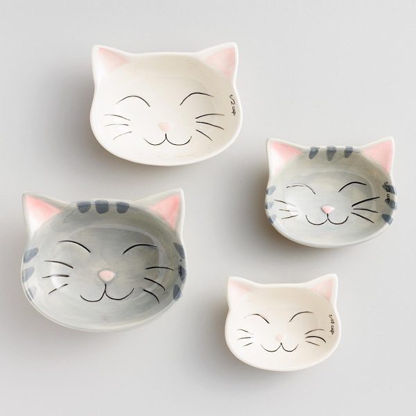 https://www.home-designing.com/wp-content/uploads/2017/10/face-dishes-ceramic-cat-themed-kitchen-items-600x600.jpg